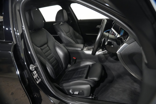 2022 BMW 3 Series 30i M Sport Touring SUV