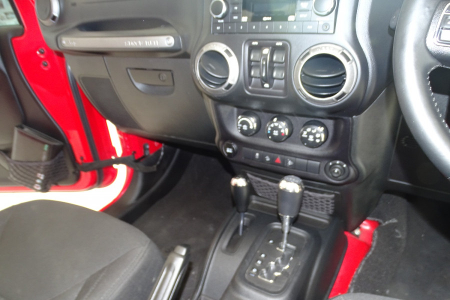 2016 Jeep Wrangler JK Sport SUV Image 23