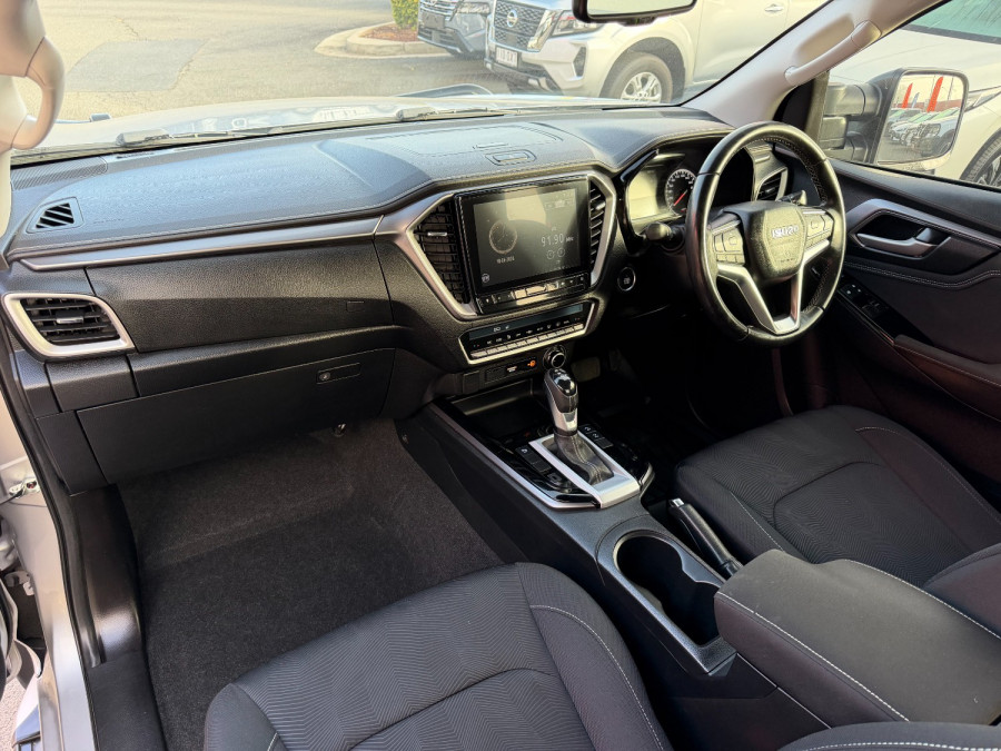 2021 MY22 Isuzu D-MAX RG LS-U Ute Image 13