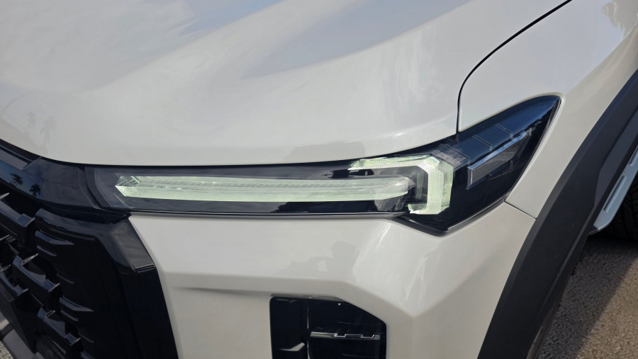 2026 MY25 LDV D90 SV9A Executive SUV Image 7
