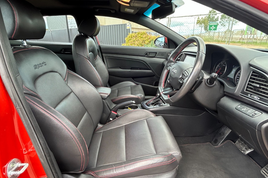 2016 MY17 Hyundai Elantra AD SR Sedan Image 9