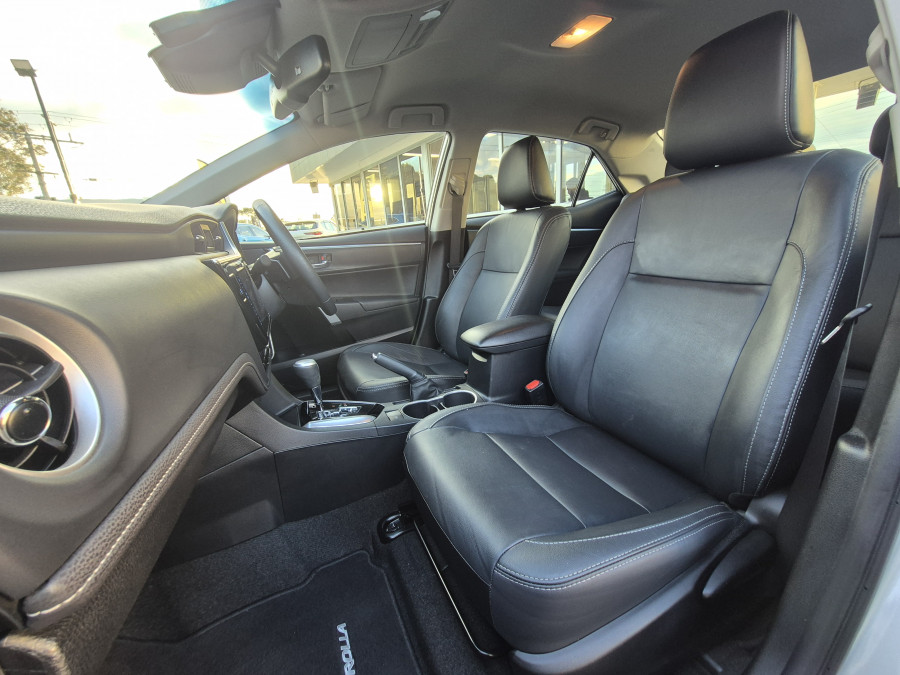 2018 Toyota Corolla ZRE172R ZR Sedan Image 10