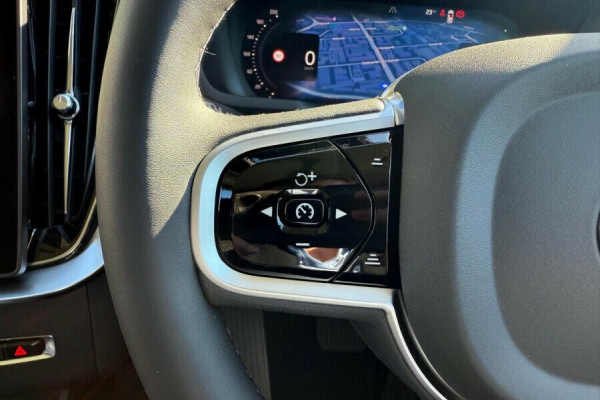 2026 Volvo XC90 L Series Plus T8 Plug-in Hybrid Dark SUV Image 8