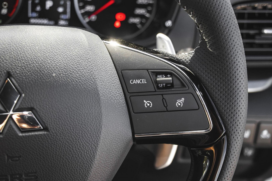 2024 Mitsubishi Eclipse Cross YB Black Edition SUV Image 13