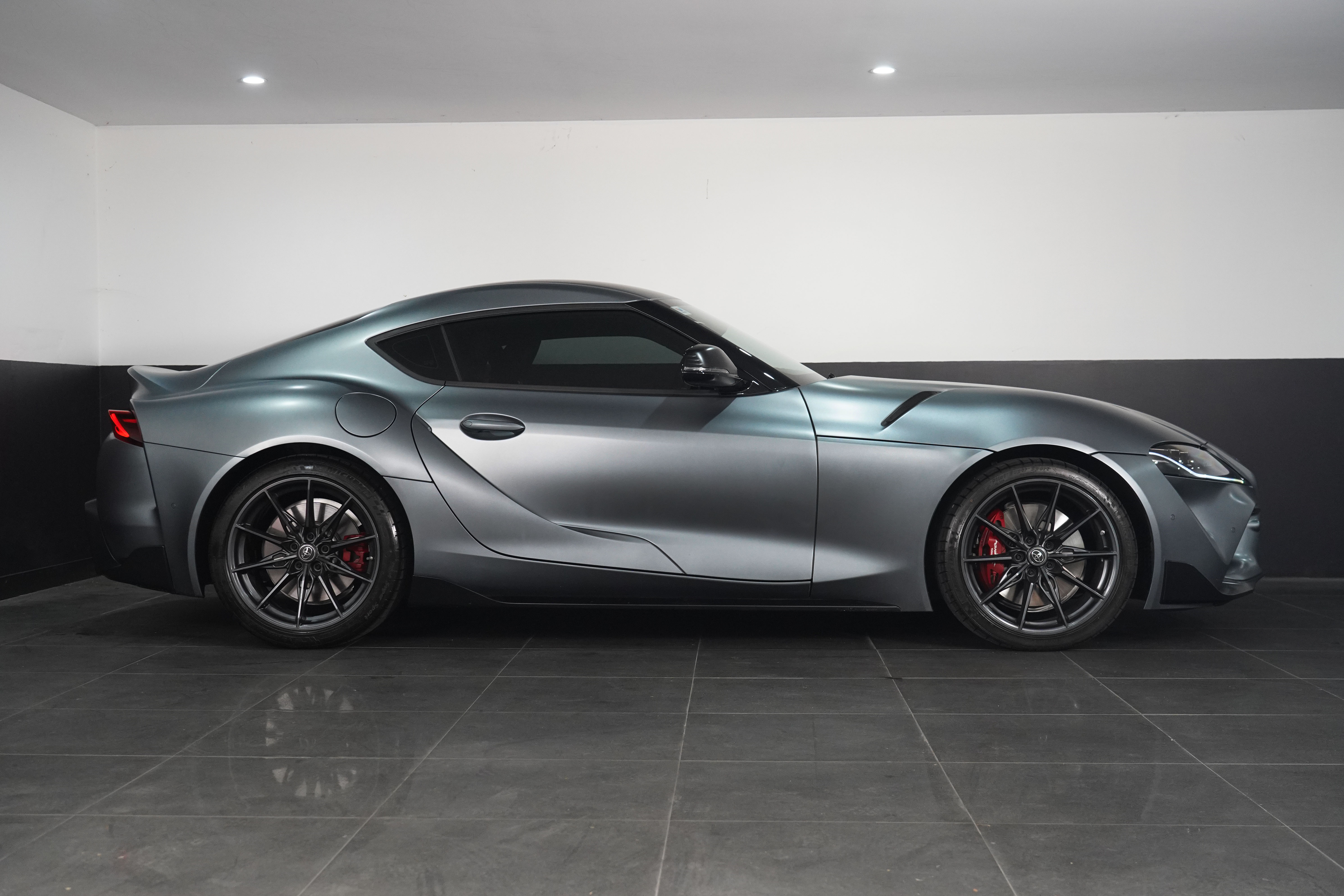 2022 Toyota Gr Supra Gts Manual Coupe Image 13