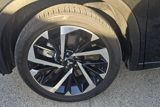 2024 Mitsubishi Outlander ZM Exceed SUV Image 6