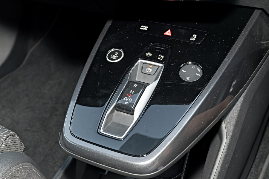 2025 Audi Q4 e-tron F4 45 SUV