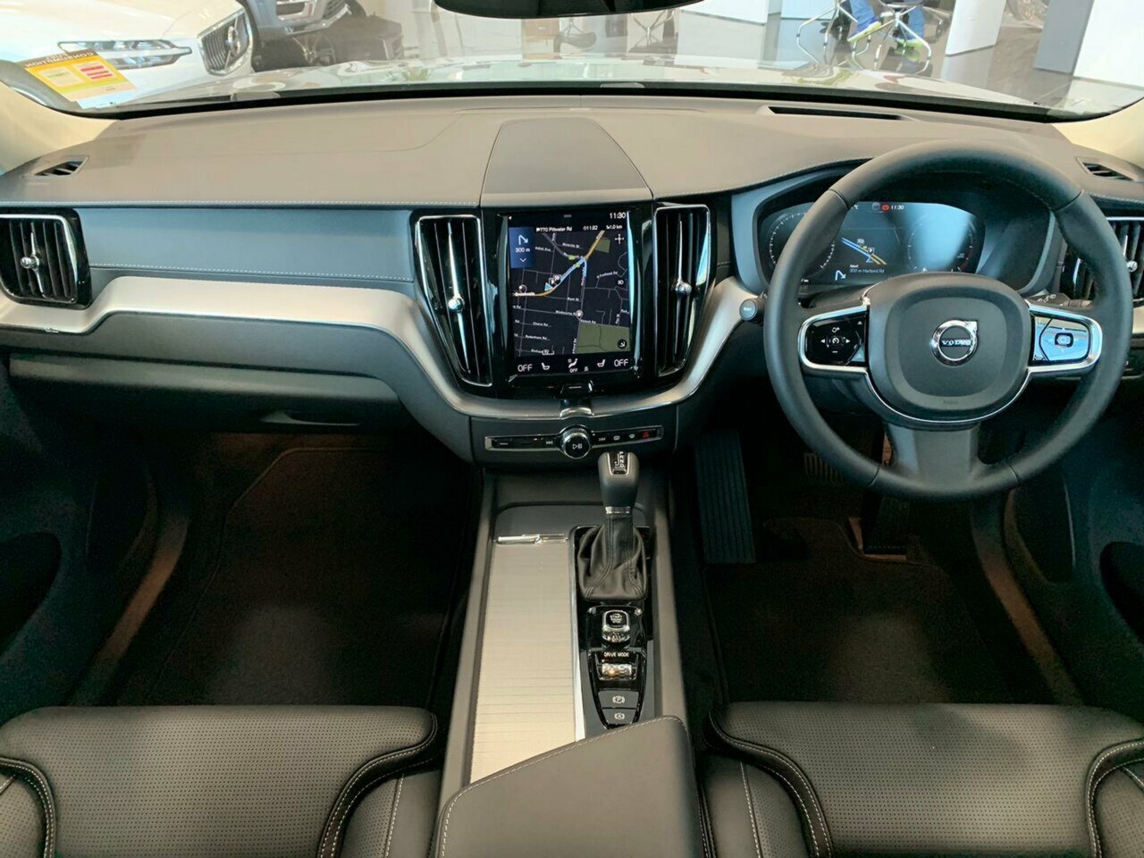 2018 Volvo XC60 UZ D4 Inscription (AWD) SUV Image 22