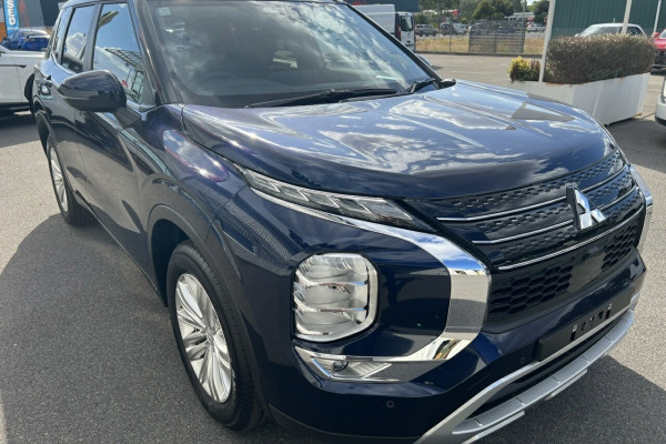 2024 Mitsubishi Outlander ZM LS SUV