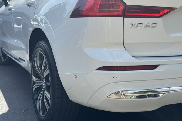 2024 MY25 Volvo XC60 UZ Ultra B5 Bright SUV Image 4