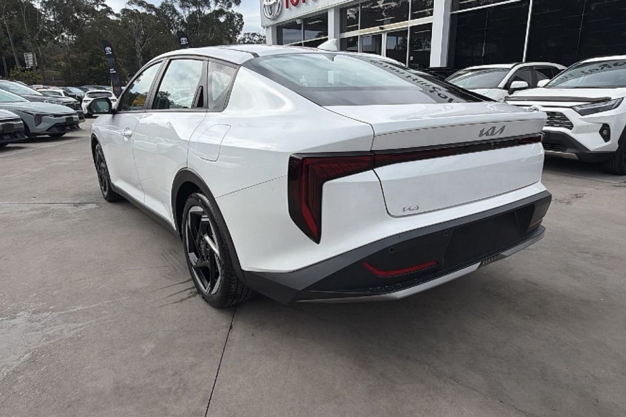 2025 Kia K4 CL4m Sport Sedan Image 7