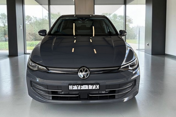 2025 Volkswagen Golf 8.5 110TSI Style Hatch Image 2