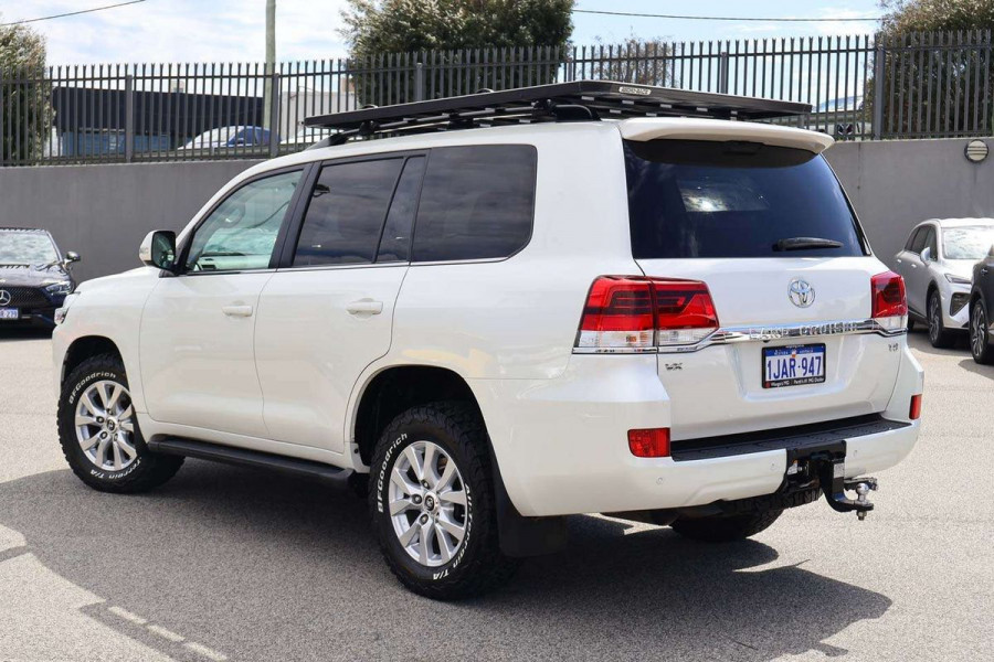 2020 Toyota LandCruiser VDJ200R VX SUV Image 2