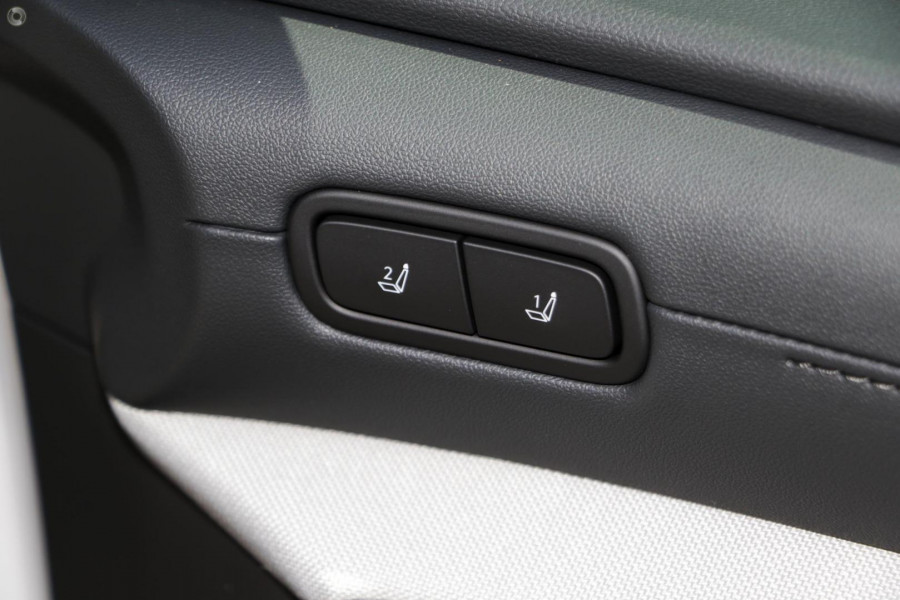 2026 Hyundai Tucson NX4.V4 Hybrid Premium SUV Image 8