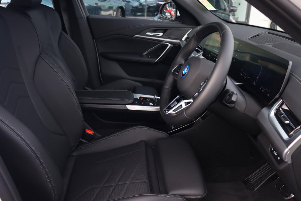 2024 BMW iX2 U10 xDrive30 M Sport SUV image 13