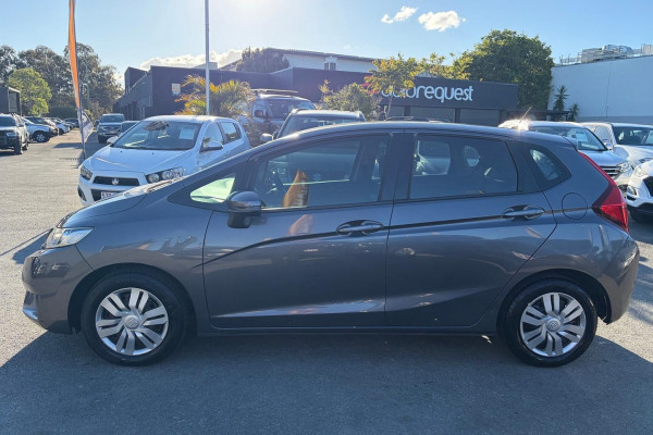 2016 Honda Jazz GF VTi Hatch Image 11