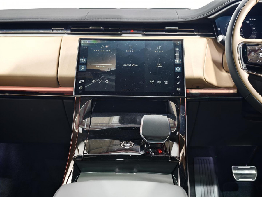 2026 Land Rover Range Rover Sport L461 D300 Dynamic SE SUV Image 36