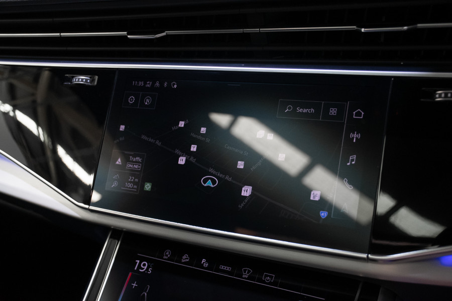 2021 Audi Q7 4M 55 TFSI S line SUV Image 20