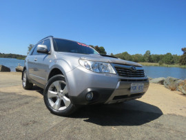 Subaru Forester Premium S3  XT