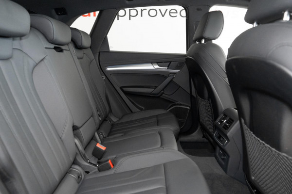 2025 Audi Q5 FY 55 TFSI e S Line SUV image 10