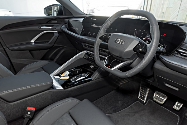 2025 MY26 Audi Q5 GU TFSI 200kW sport SUV image 7