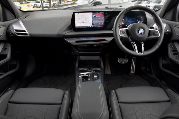 2025 BMW 1 Series F70 118 M Sport Hatch image 4