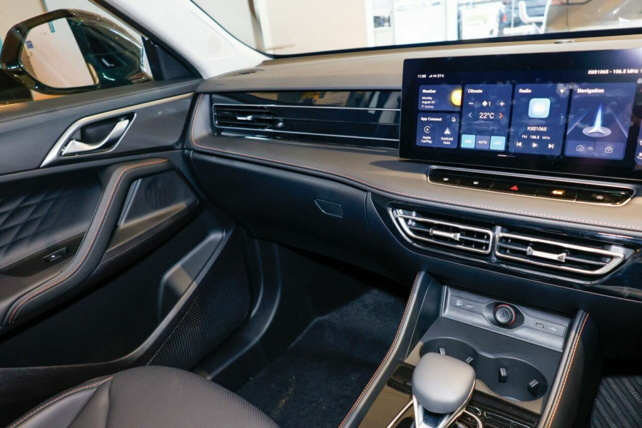2025 MG HS AS33P Super Hybrid Essence SUV Image 10
