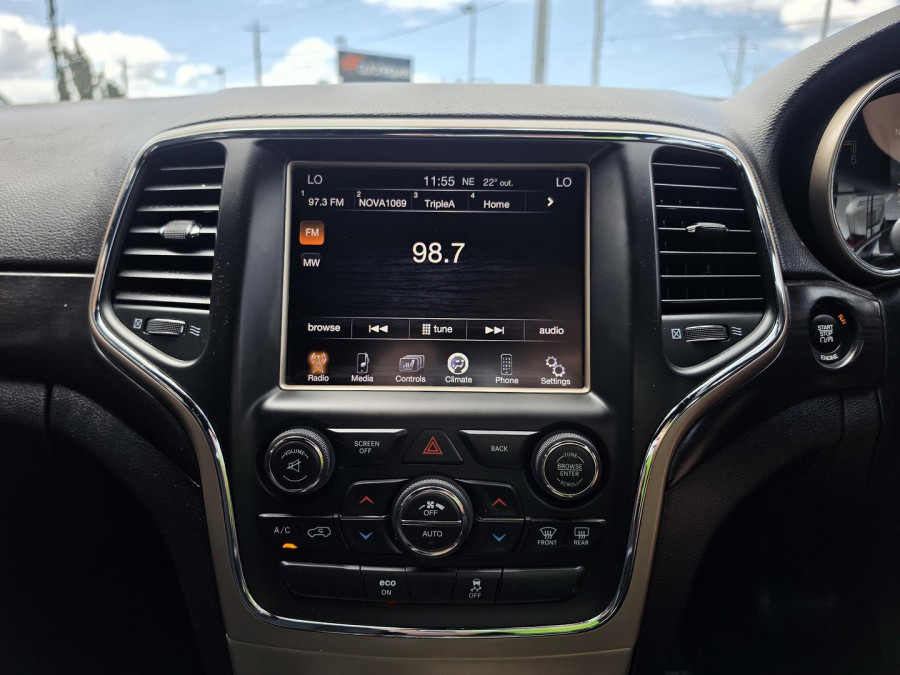 2014 Jeep Grand Cherokee WK Laredo SUV Image 25