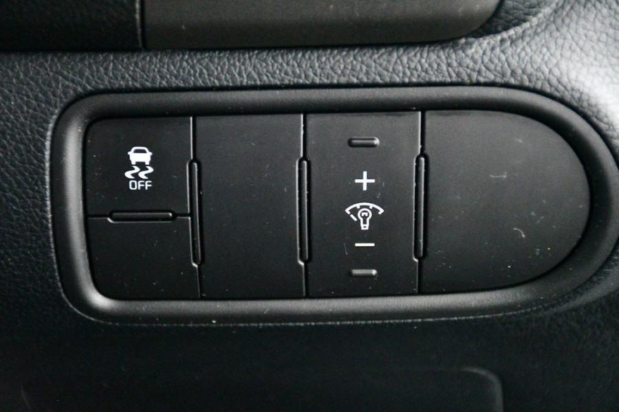 2016 MY17 Kia Cerato YD MY17 S Sedan Image 17