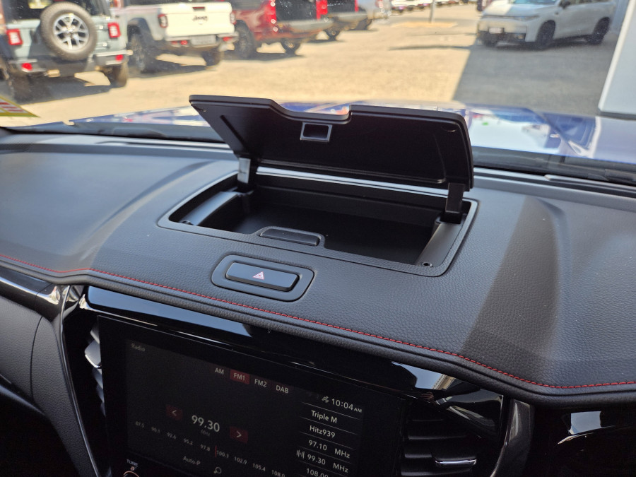 2026 Isuzu D-MAX RG X-TERRAIN Ute Image 18