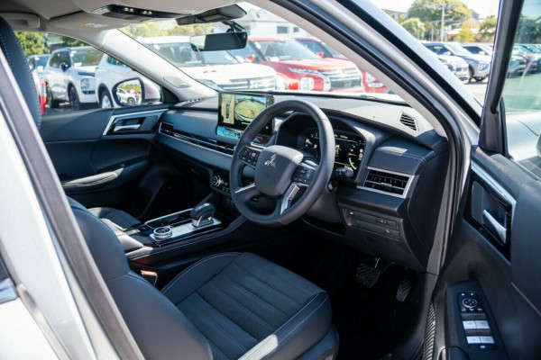 2025 Mitsubishi Outlander ZM Aspire SUV Image 17