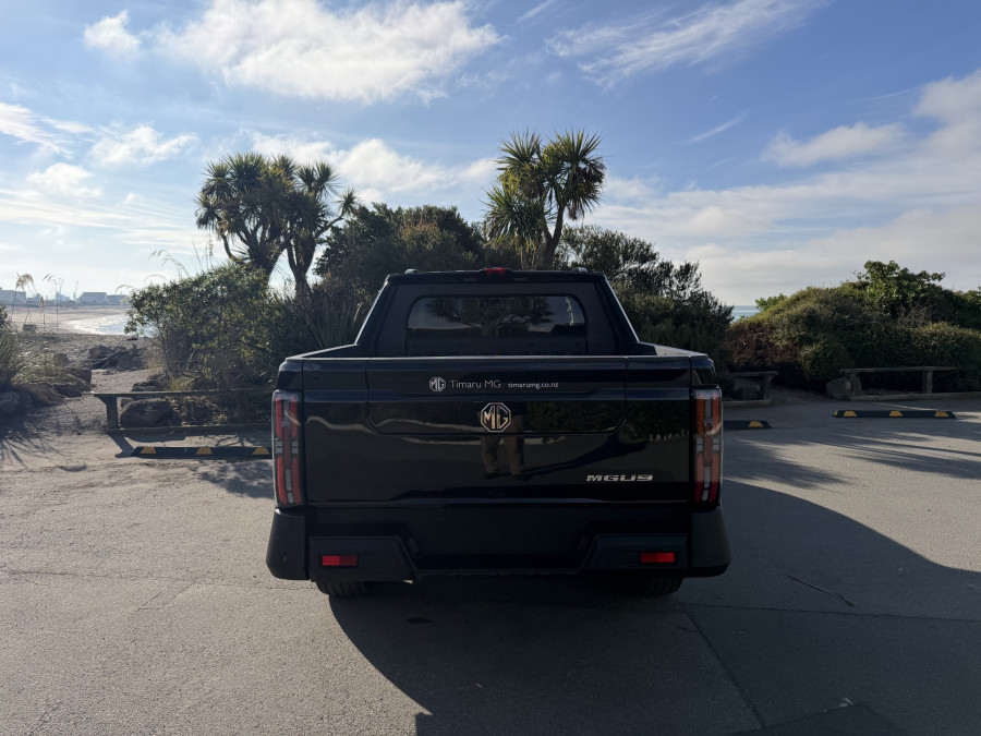 2026 MG U9 Explore Pro Ute Image 17