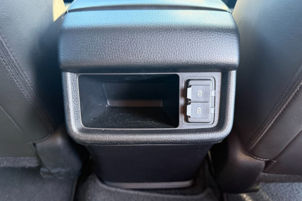 2022 MY23 Isuzu MU-X RJ LS-T SUV Image 13