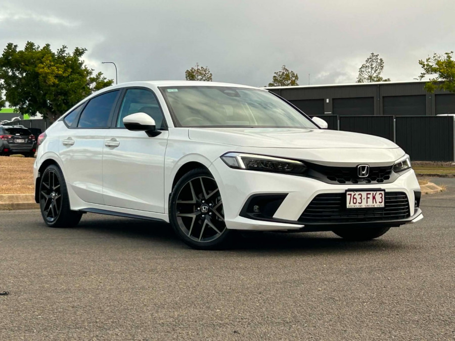 2022 Honda Civic 11th Gen VTi LX Hatch Image 1
