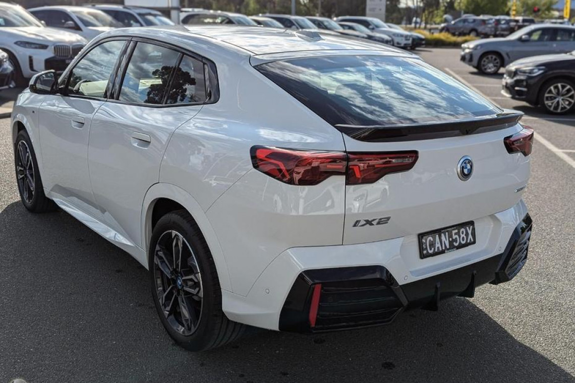 2024 BMW iX2 U10 EDRIVE20 SUV Image 6