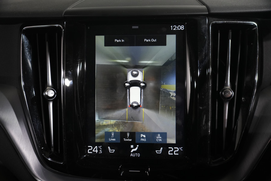 2019 Volvo XC60 UZ D4 Momentum SUV Image 21