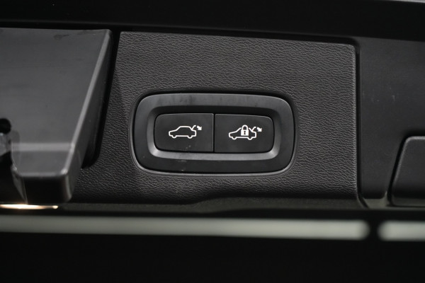 2021 Volvo XC60 UZ D4 Momentum SUV