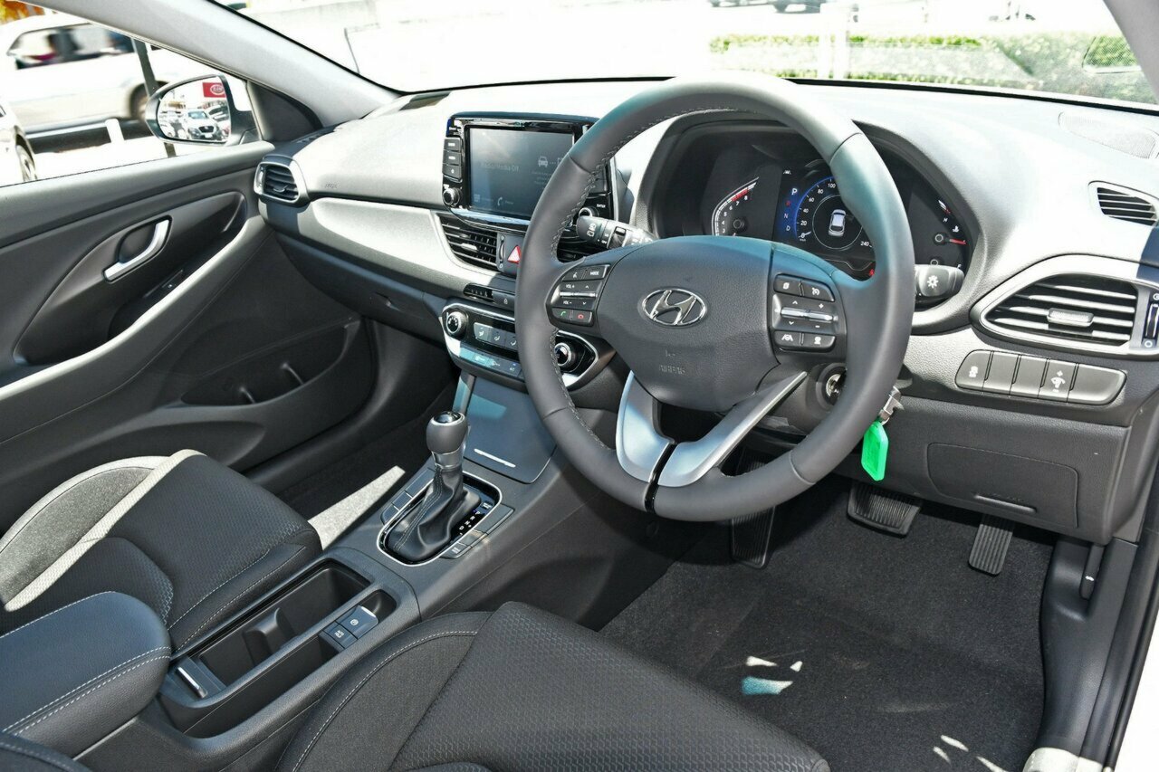 2020 MY21 Hyundai i30 PD.V4 Hatch Image 6