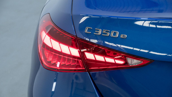 2025 Mercedes-Benz C-Class W206 C350 e Sedan image 20