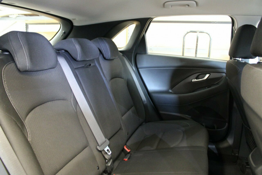 2018 Hyundai i30 PD Active Hatch Image 21