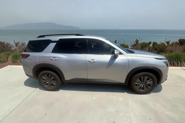 2024 Nissan Pathfinder R53 ST-L SUV Image 2