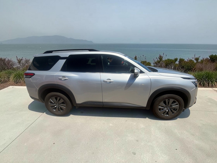 2024 Nissan Pathfinder R53 ST-L SUV Image 2