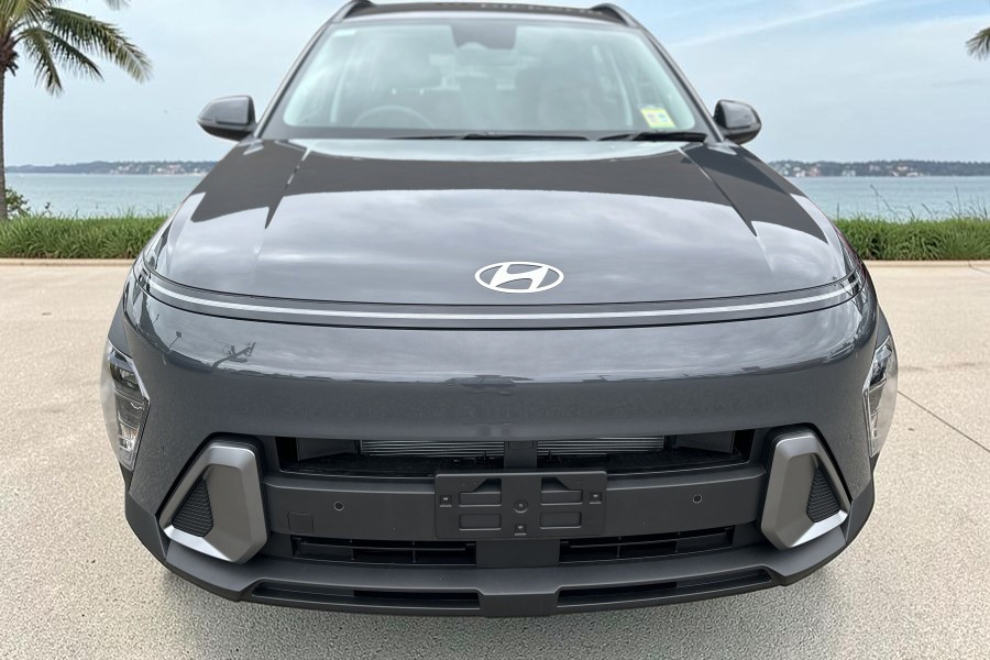 2027 Hyundai KONA SX2.V3 Hybrid SUV Image 2