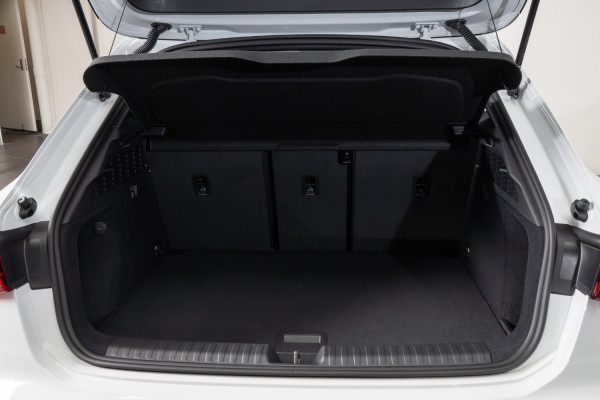 2026 Audi A3 GY TFSI 110kW S line Hatch image 21