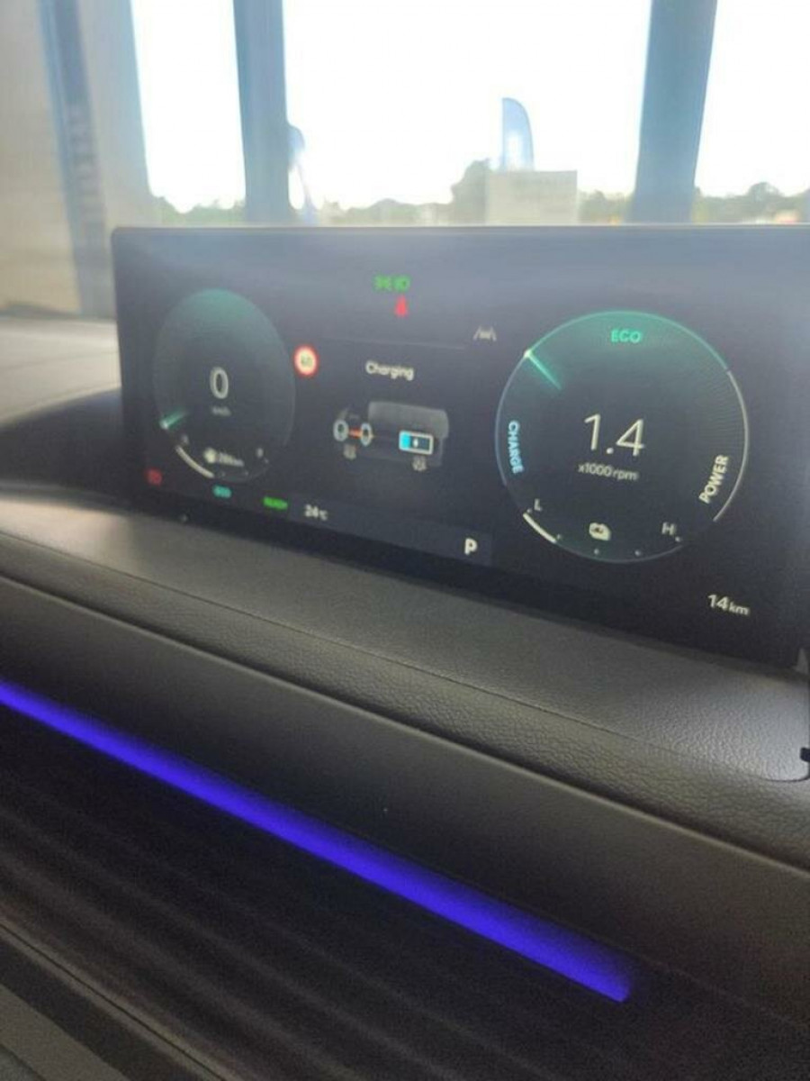 2026 MY27 Hyundai Staria US4.V4 Lounge Wagon Image 13