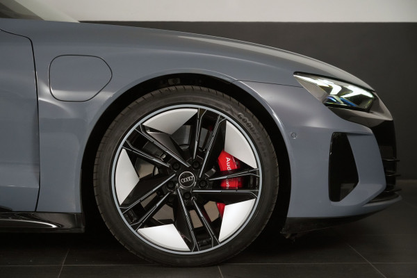 2023 Audi RS e-tron GT F83  Coupe Image 5