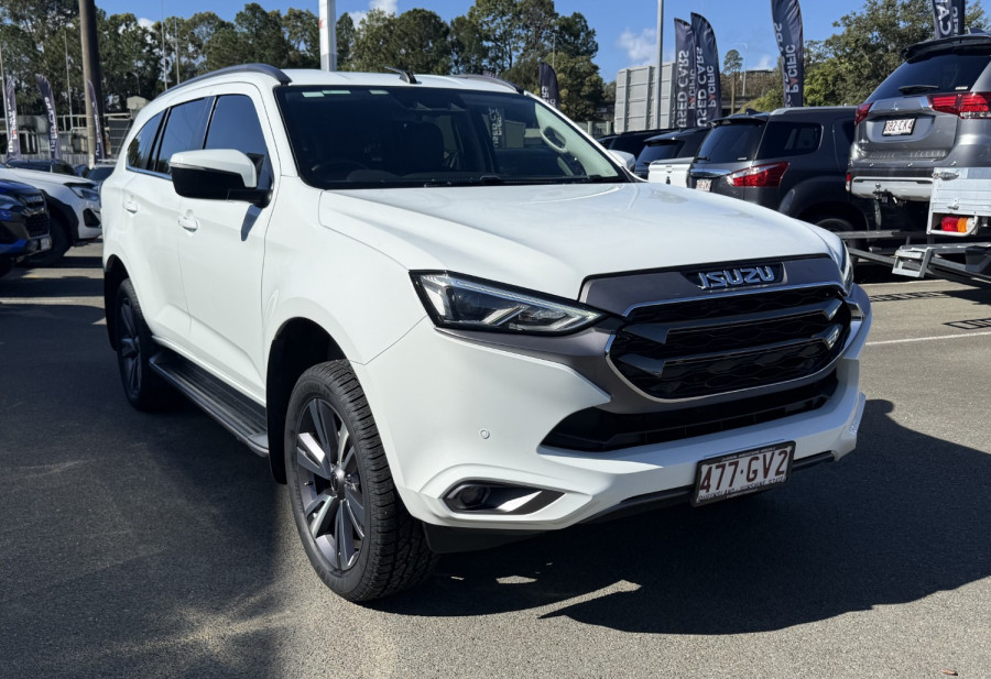 2022 MY23 Isuzu MU-X RJ LS-T SUV Image 3