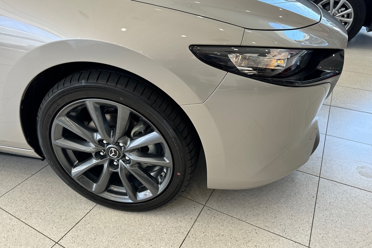 2024 Mazda 3 BP Series G20 Evolve Hatch Image 8
