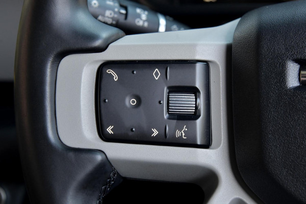 2023 MY23.5 Land Rover Defender L663 110 P400 X-Dynamic HSE SUV image 12