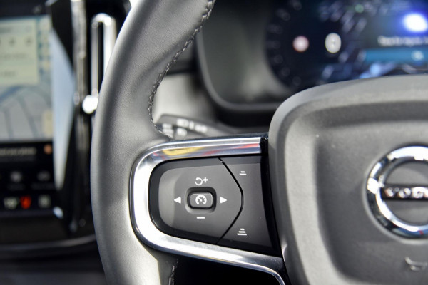 2025 MY26 Volvo XC40 XZ Plus B4 SUV Image 10